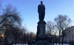 Памятник Александру Грибоедову в Москве