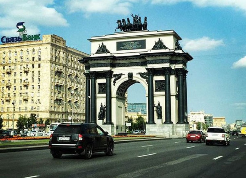 Триумфальная арка в Москве на Кутузовском проспекте